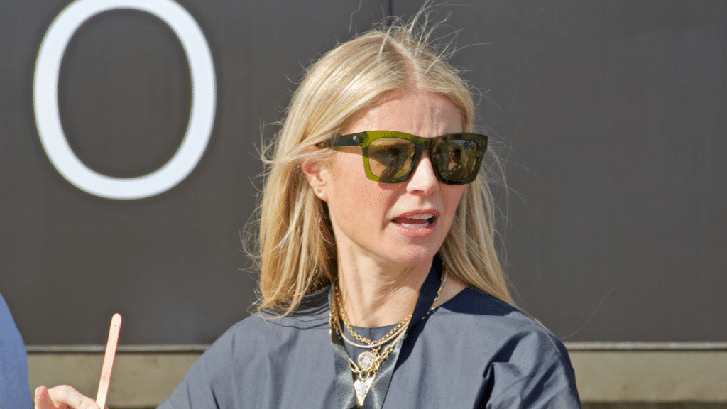 Bone Broth for Lunch Is Paltrow an Almond Mom?